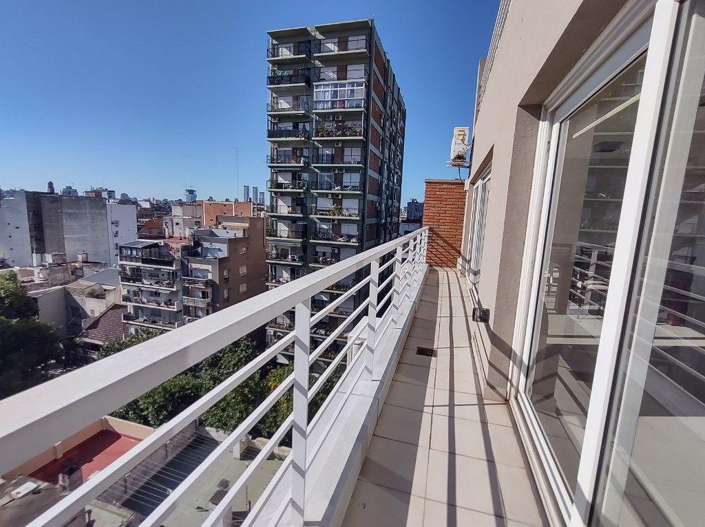 ¡¡¡SUPER LUMINOSO, EN INMEJORABLE UBICACIÓN, SIN EXPENSAS!!!