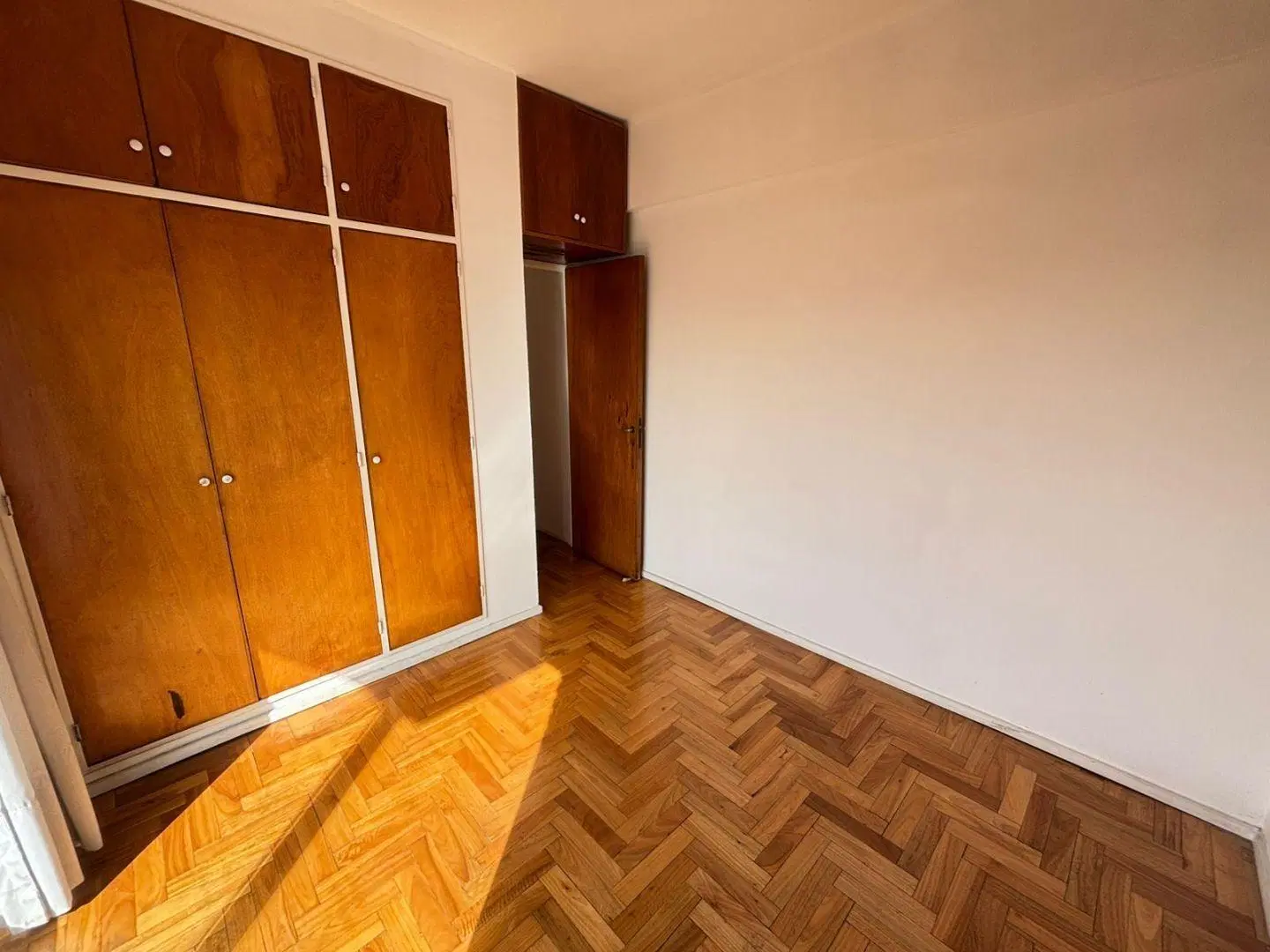 2 AMBIENTES CON BALCON, EN ALQUILER, EN VILLA CRESPO! 3