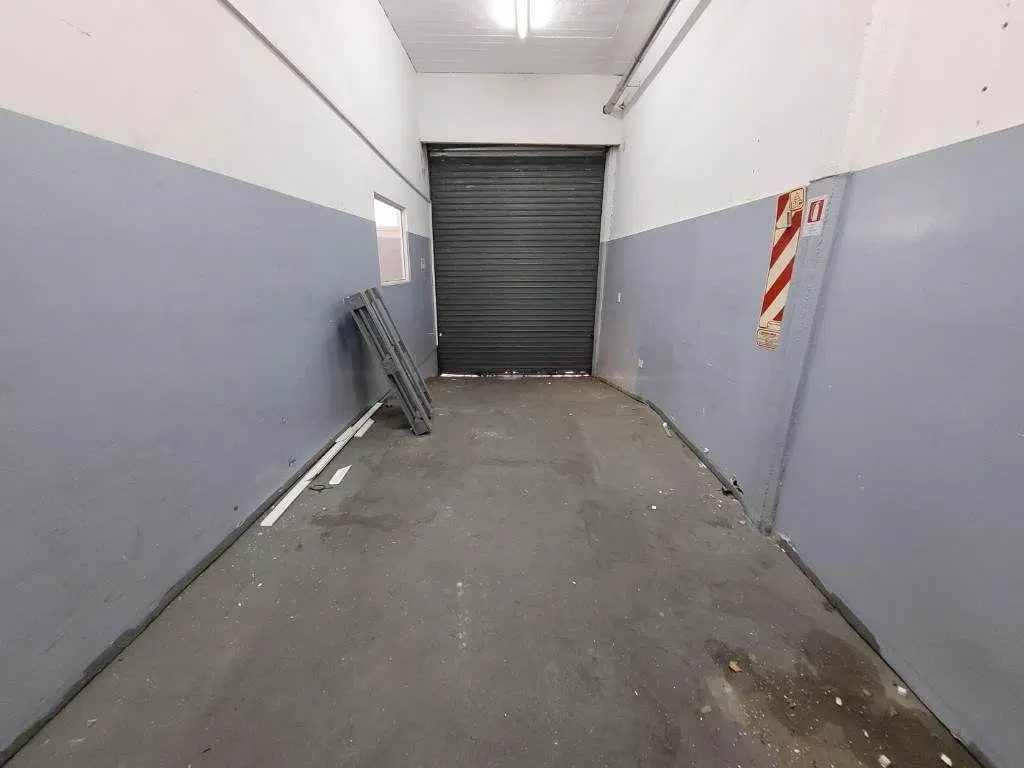 HERMOSA OFICINA 300M2 TOTALES CON ENTRADA PARA VEHICULO.!!! 2