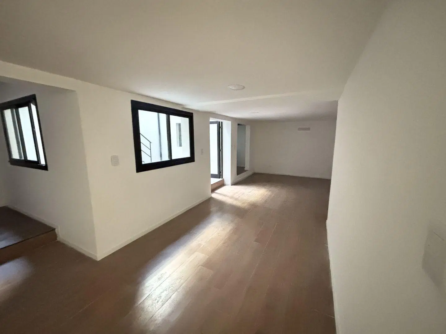 EXCELENTE PH A ESTRENAR, 3 AMB CON DEPENDENCIA Y PATIO 4