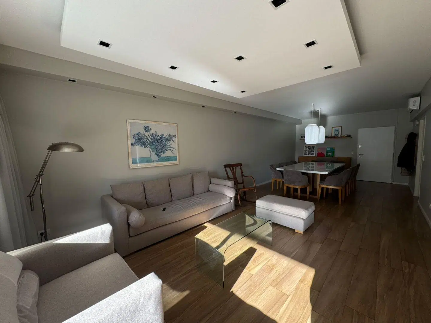 ¡¡EXCLUSIVO SEMIPISO DE 4 AMBIENTES CON DEPENDENCIA Y 2 COCHERAS EN VENTA!! 5