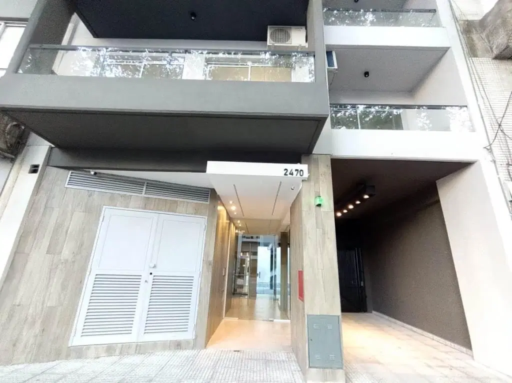 MONOAMBIENTE DIVISIBLE  AL FTE. C/ BALCON Y AMENITIES ! 4