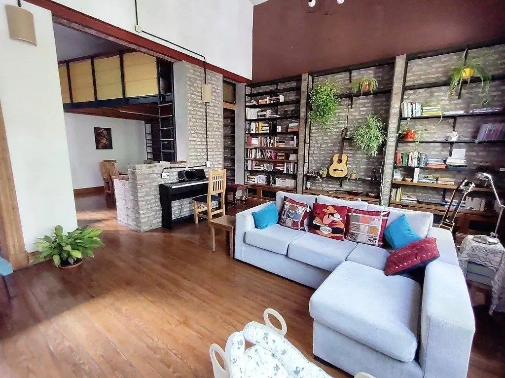 ESPECTACULAR PH 291M2 TOTALES CON TERRAZA PROPIA!! 2