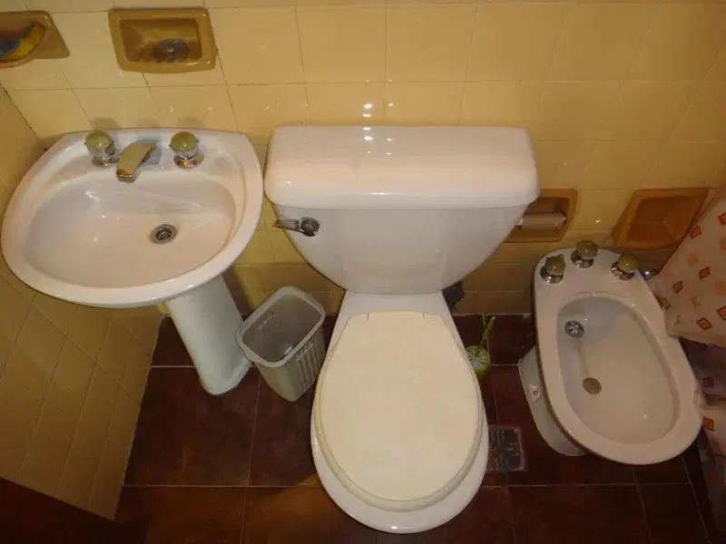 1 AMBIENTE DIVISIBLE, EN ALQUILER A 1 CUADRA DE AV CÓRDOBA !!! 5