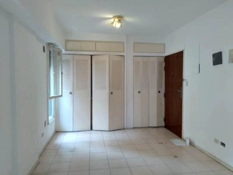 1 AMBIENTE DIVISIBLE, EN ALQUILER A 1 CUADRA DE AV CÓRDOBA !!! 1