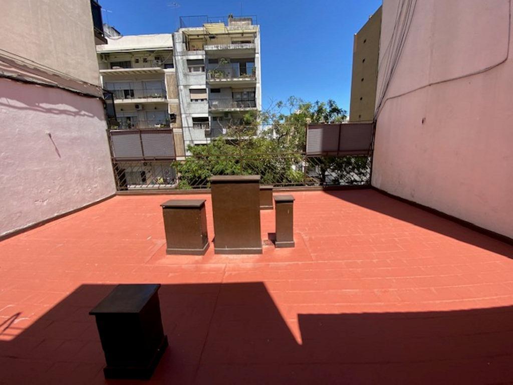 Foto de OPORTUNIDAD , APRO CREDITO. 2 AMB. C/TERRAZA PROPIA DE 105 M2 TOT, BAJAS EXP,, imagen 2
