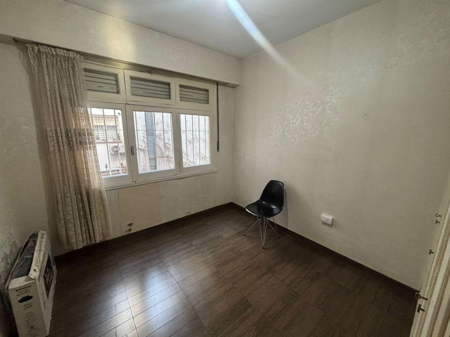 Foto de SEMIPISO DE 3 AMBIENTES AL FRENTE EN VILLA CRESPO, imagen 4