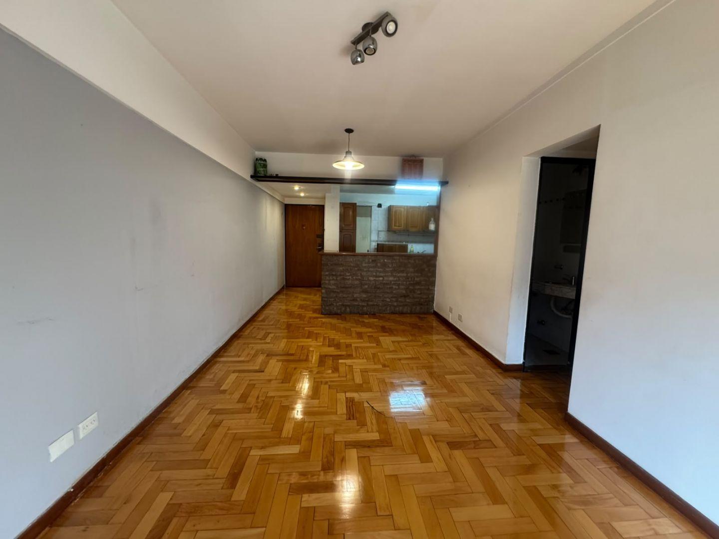 Foto de ¡AL FTE C/ BALCÓN, EN EXC. UBICACIÓN, SUPER LUMINOSO, imagen 1