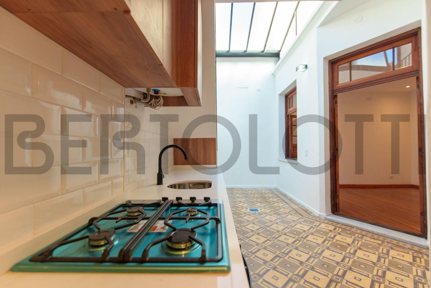 Foto de EXCELENTE PH DE 4 AMBIENTES A ESTRENAR SIN EXPENSAS CON TERRAZA Y, imagen 5