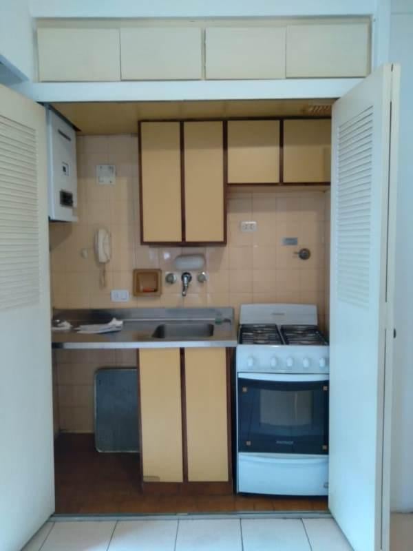 Foto de 1 AMBIENTE DIVISIBLE, EN ALQUILER A 1 CUADRA DE AV CÓRDOBA !!!, imagen 2