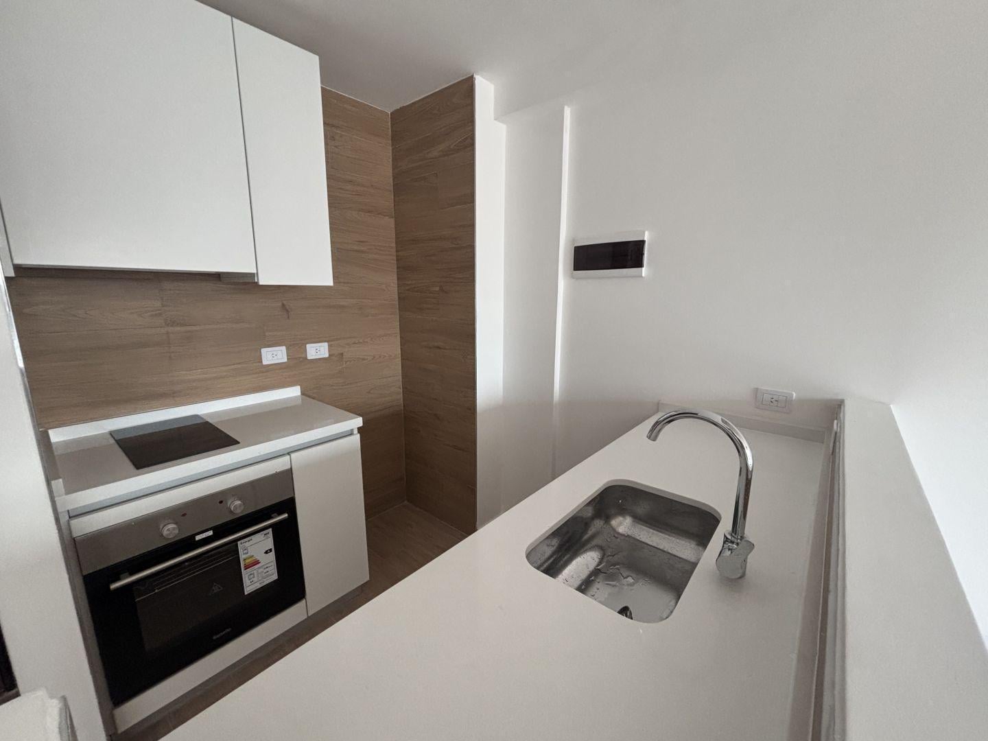 Foto de ¡¡EDIFICIO FULL AMENITIES CON BALCON Y COCHERA FIJA Y CUBIERTA!!, imagen 1