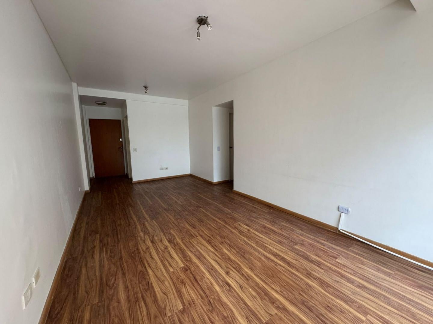 Foto de ¡¡¡SEMIPISO AL CONTRAFRENTE, EN EXCELENTE UBICACIÓN!!!, imagen 5