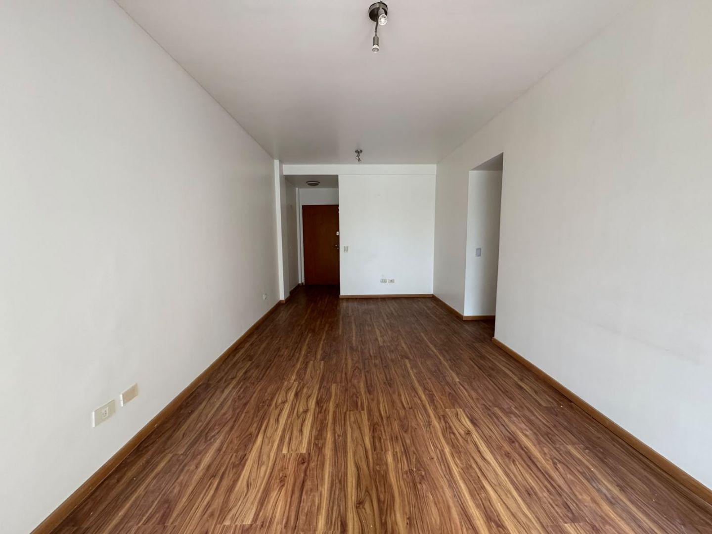 Foto de ¡¡¡SEMIPISO AL CONTRAFRENTE, EN EXCELENTE UBICACIÓN!!!, imagen 3