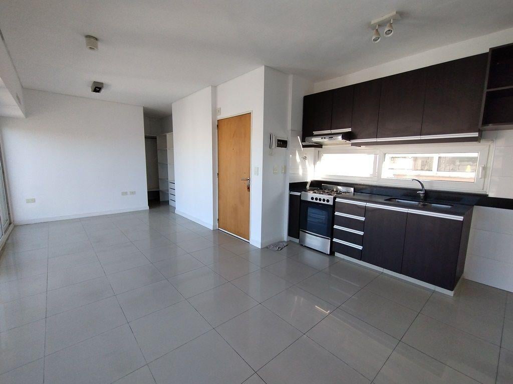 Foto de AL FRENTE, HIPER LUMINOSO CON BALCÓN Y AMENITIES!, imagen 3