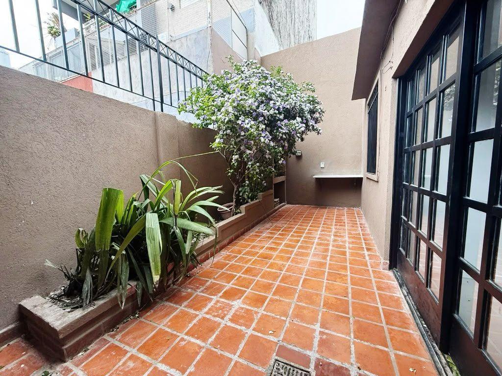 Foto de ¡¡¡PH DE 3 AMB AL CONTRAFRENTE CON PATIO, SIN EXPENSAS!!!, imagen 1