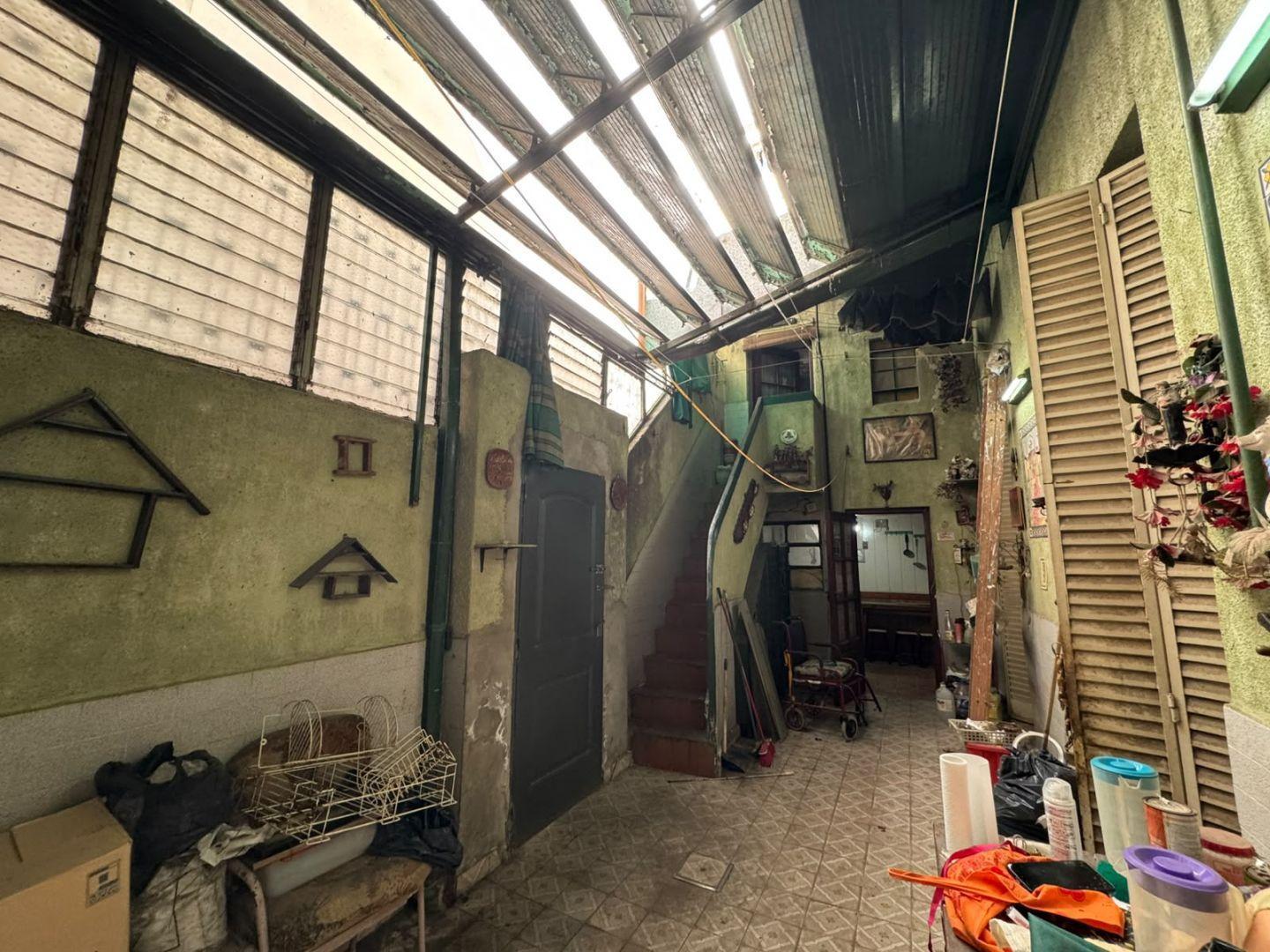 Foto de EXCELENTE PH DE 4 AMBIENTES A REFACCIONAR CON BAJAS EXPENSAS EN, imagen 4
