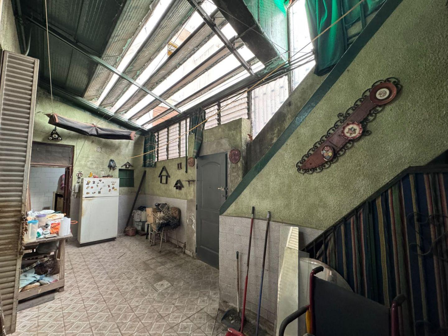 Foto de EXCELENTE PH DE 4 AMBIENTES A REFACCIONAR CON BAJAS EXPENSAS EN, imagen 3