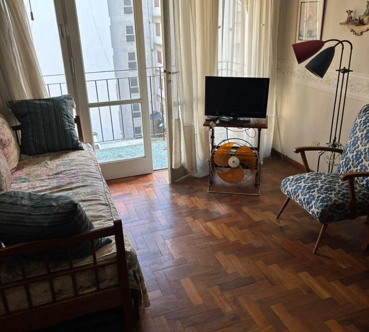 DEPARTAMENTO 2 AMBIENTES CON BALCON EN VENTA MAR DEL PLATA 4