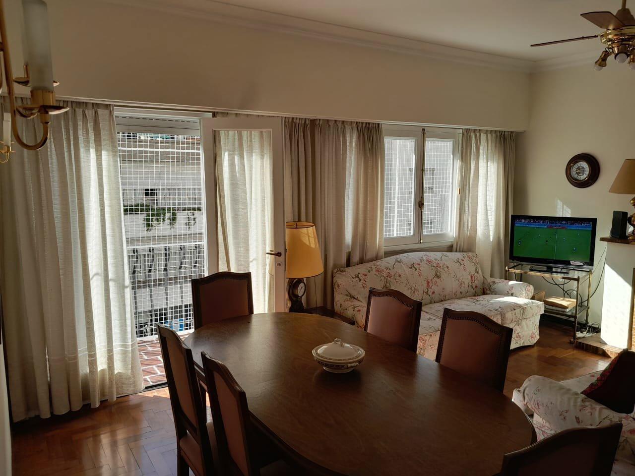 Foto de DEPARTAMENTO 3 AMBIENTES CON DEPENDENCIA DE SERVICIO EN VENTA EN MAR, imagen 2