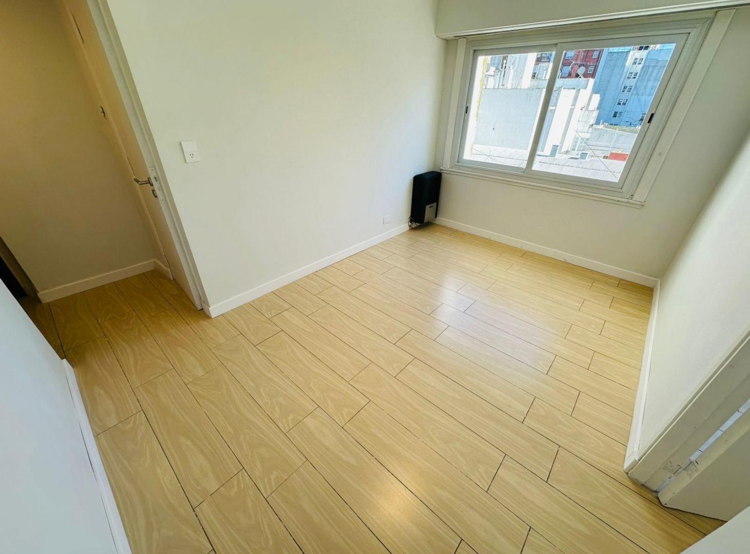 Foto de DEPARTAMENTO 2 AMBIENTES EN VENTA MAR DEL PLATA, imagen 2