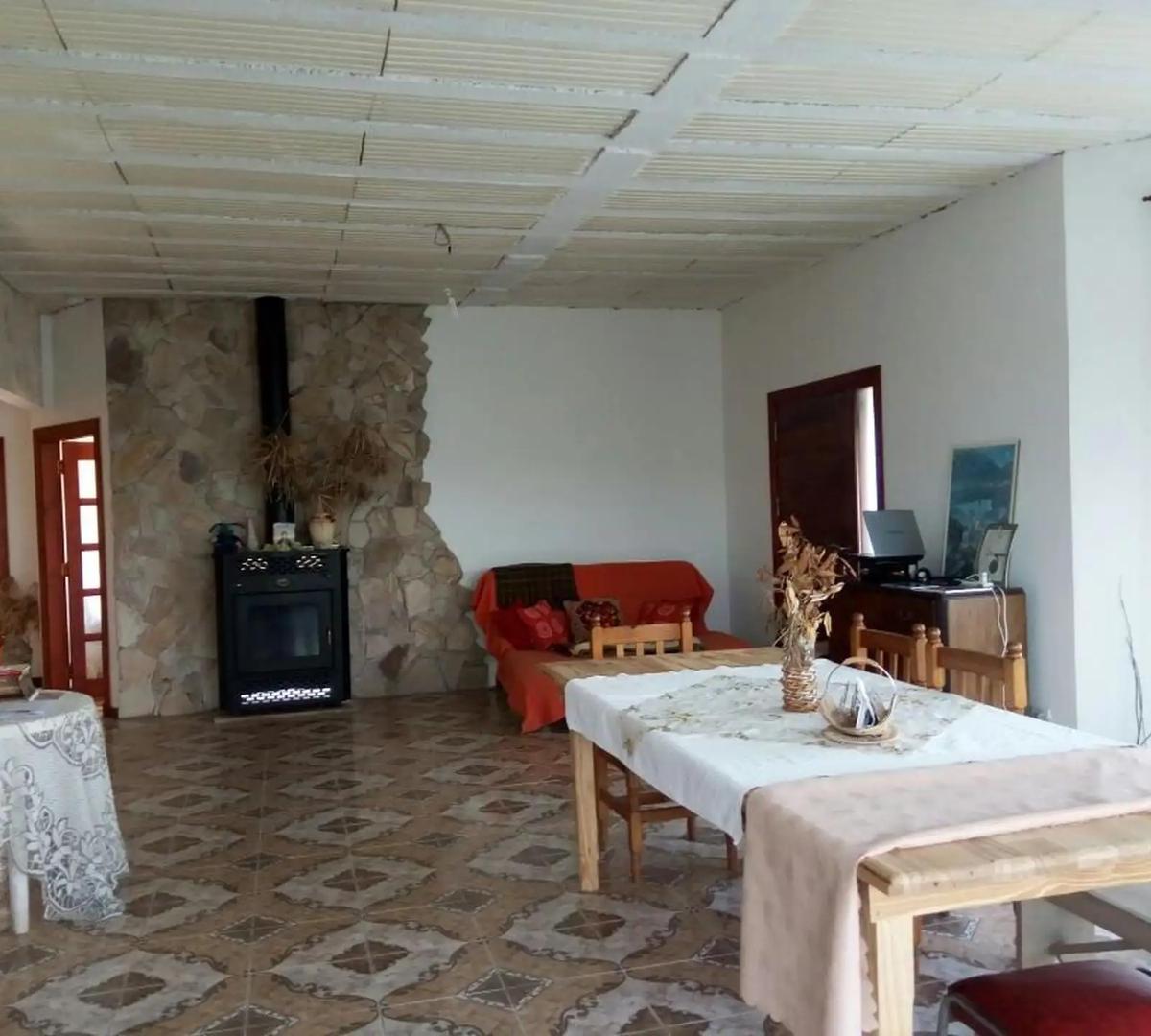 Chalet 4 Amb - Calle 133 Entre Av 40 y 42 - Necochea 4