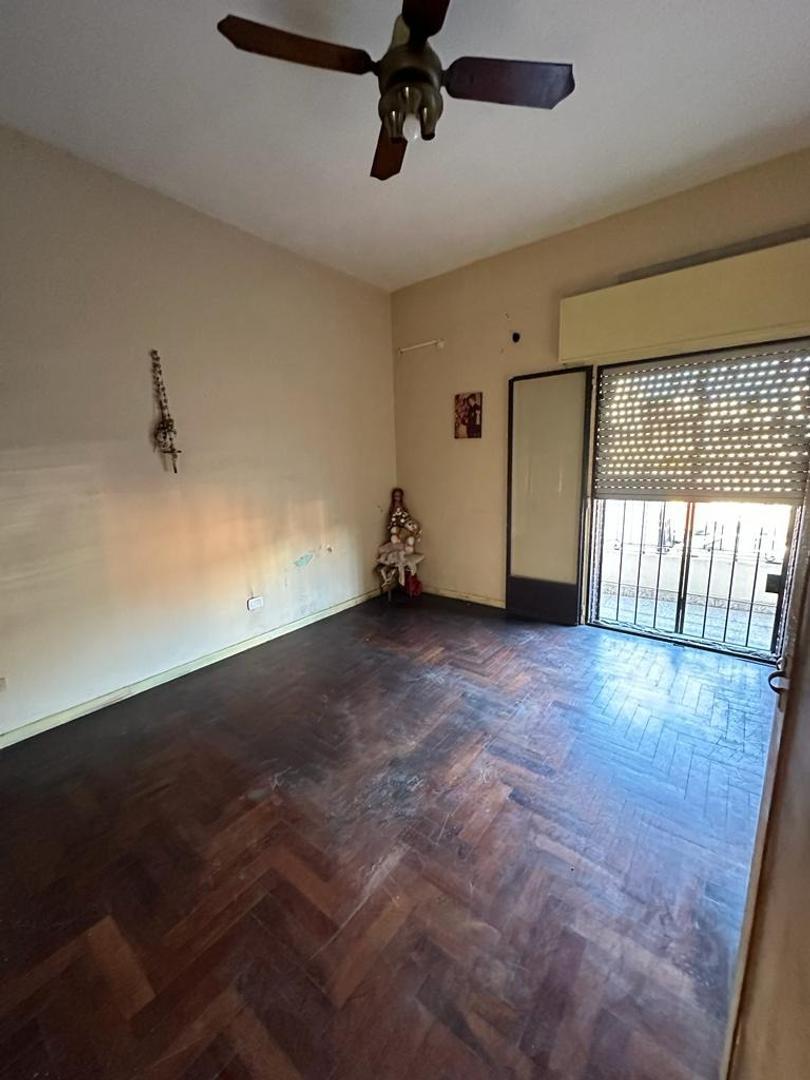 Venta de Casa en Flores / Sobre Lote Propio 4