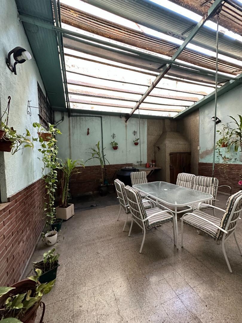 Venta de Casa en Flores / Sobre Lote Propio 1