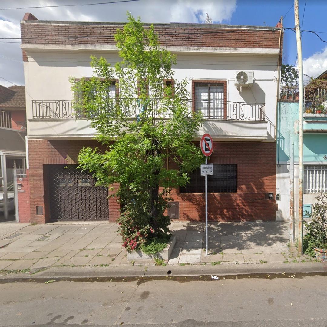 Venta de Casa en Flores / Sobre Lote Propio 1