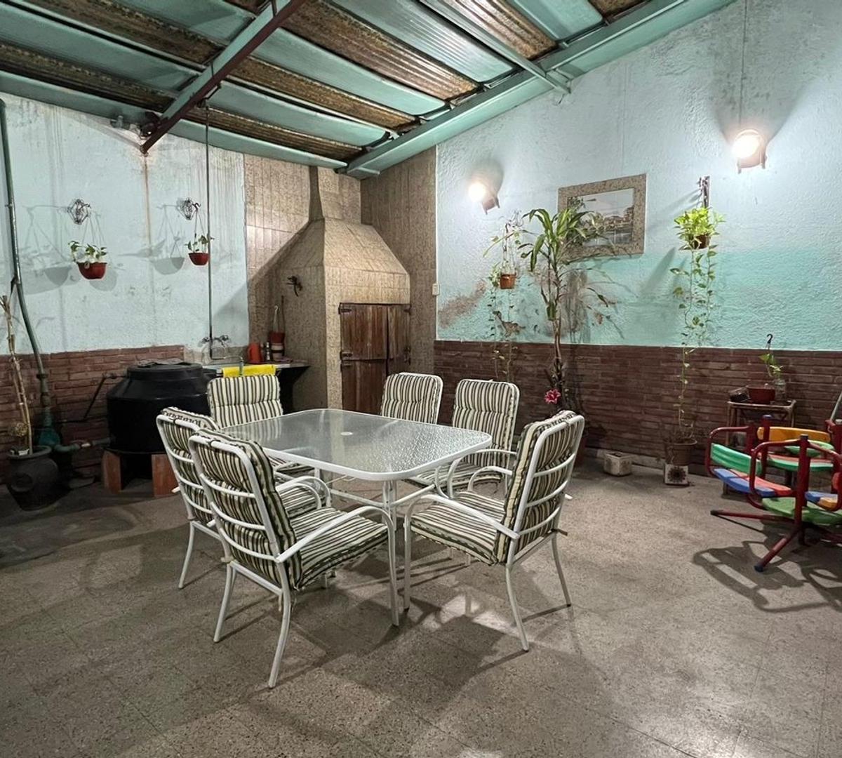 Venta de Casa en Flores / Sobre Lote Propio 3