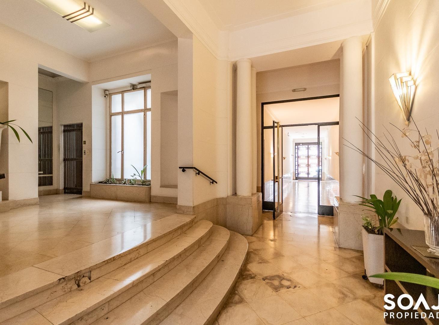 PISO 230 M2 EN RIOBAMBA Y SANTA FE / TOMA DEPTO EN PAGO