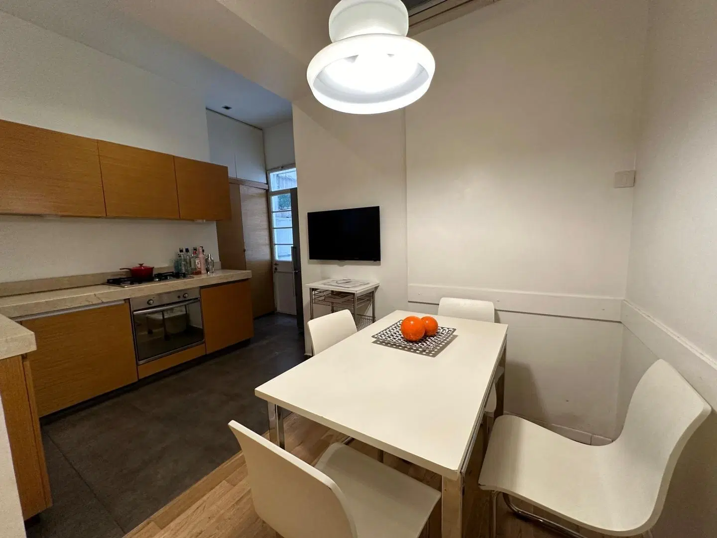 IMPECABLE DEPARTAMENTO AMOBLADO - RECICLADO 3