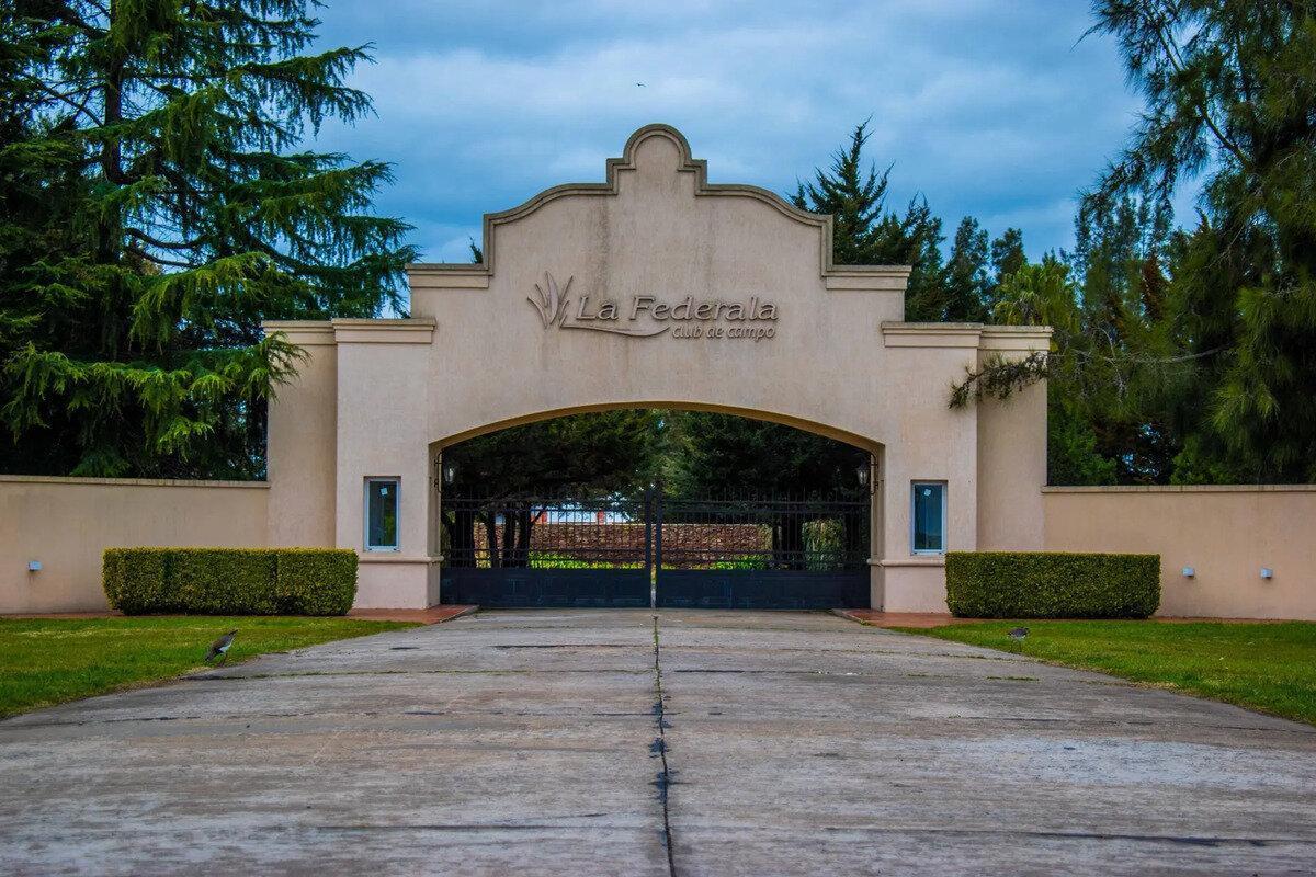 Foto de Lotes En Club De Campo La Federala - Lobos, imagen 1
