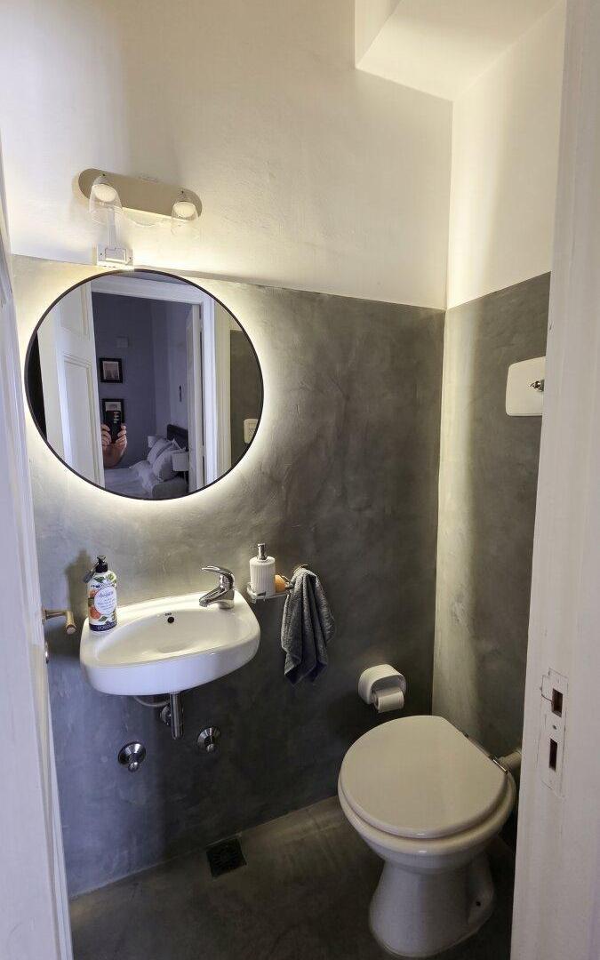 Foto de VENTA DEPARTAMENTO 2 / 3 AMB CON DEPENDENCIA EN RECOLETA, imagen 2