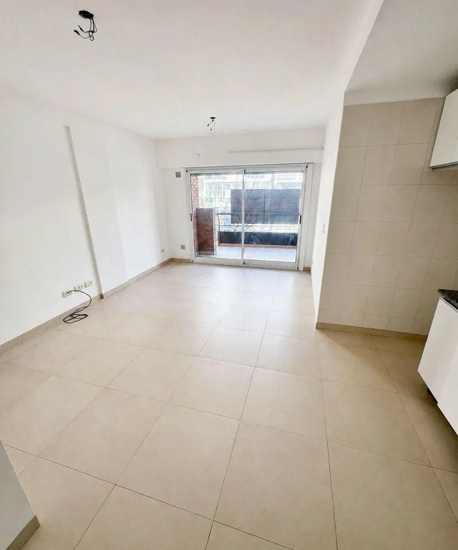 Venta Monoambiente con cochera en Caballito 4