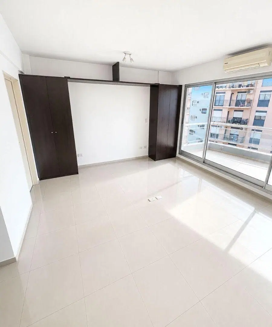Monoambiente en Alquiler con balcon terraza - Caballito 4