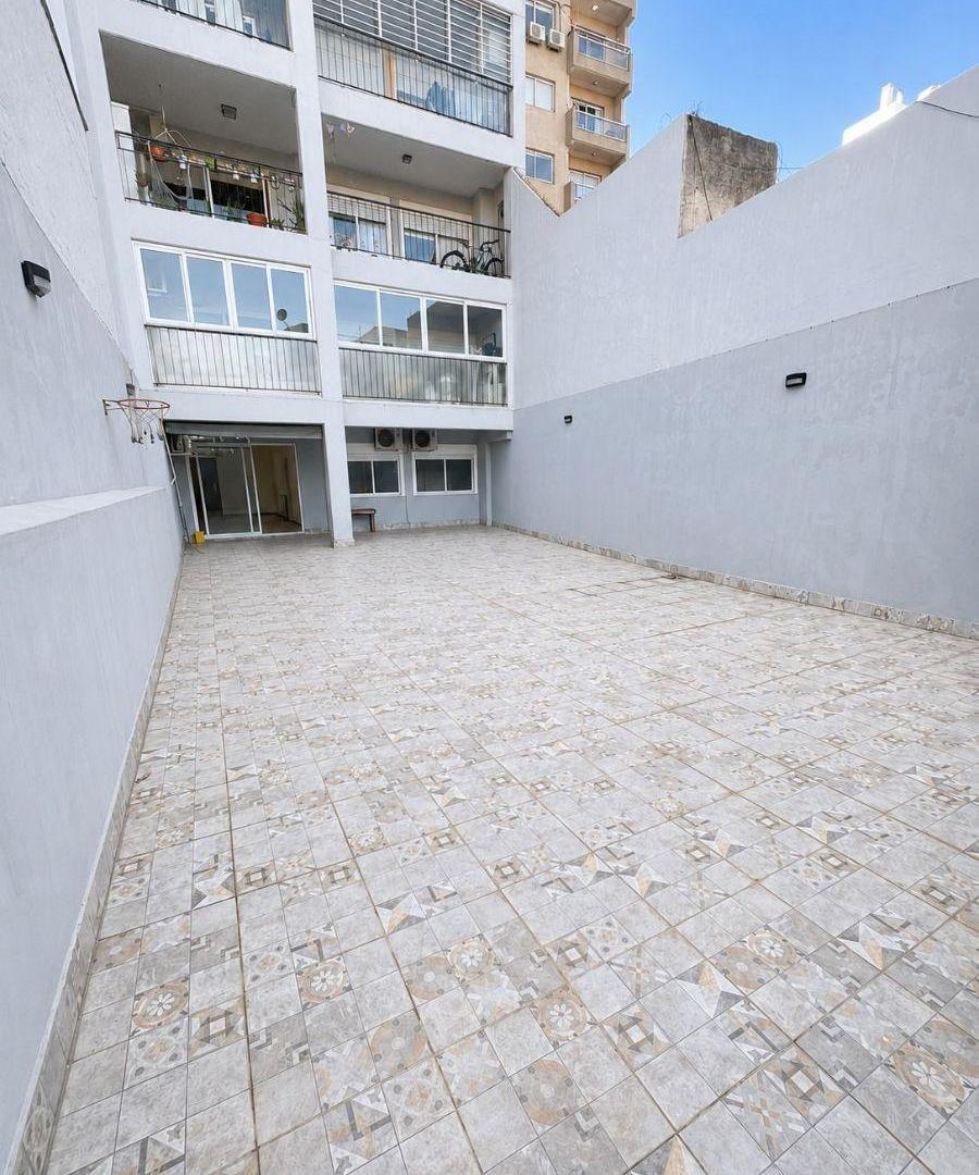 Foto de 4 Ambientes en venta Caballito con Patio y Cocheras, imagen 4