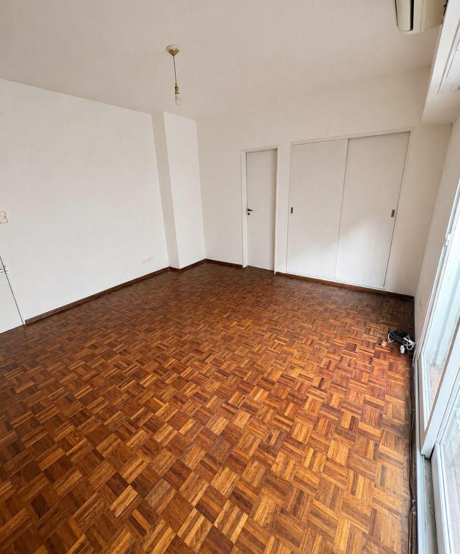 Foto de VENTA MONOAMBIENTE CABALLITO - Av. Directorio 1600, imagen 2