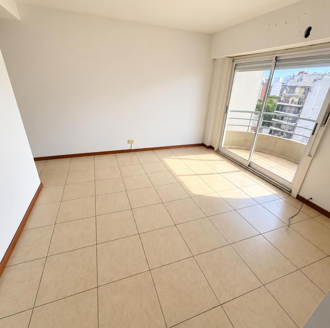 Foto de Departamento en Alquiler SIN EXPENSAS en Flores - Quirno 223, imagen 3