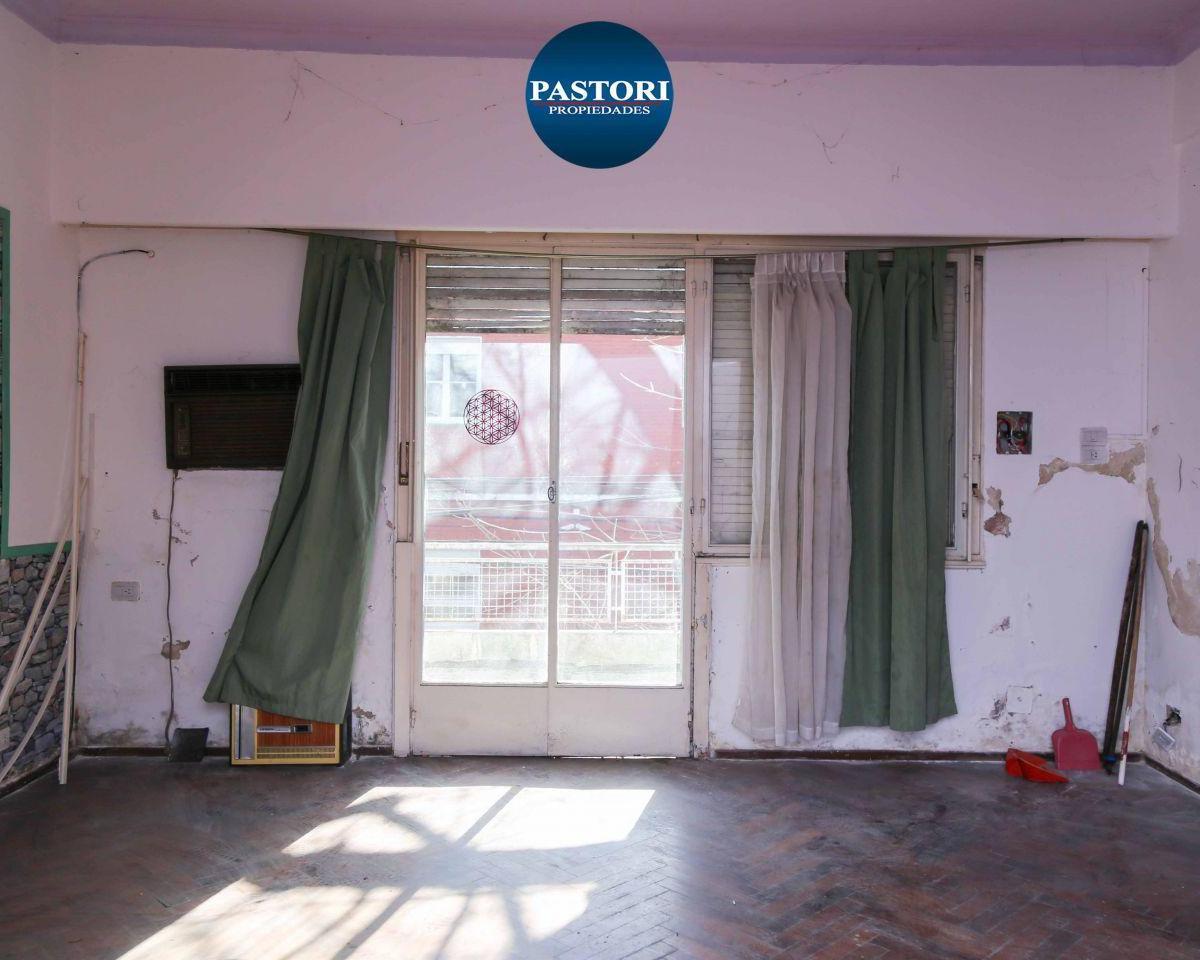 Venta de Oficina 7 Ambientes o Mas en Primer Piso por Escale 2