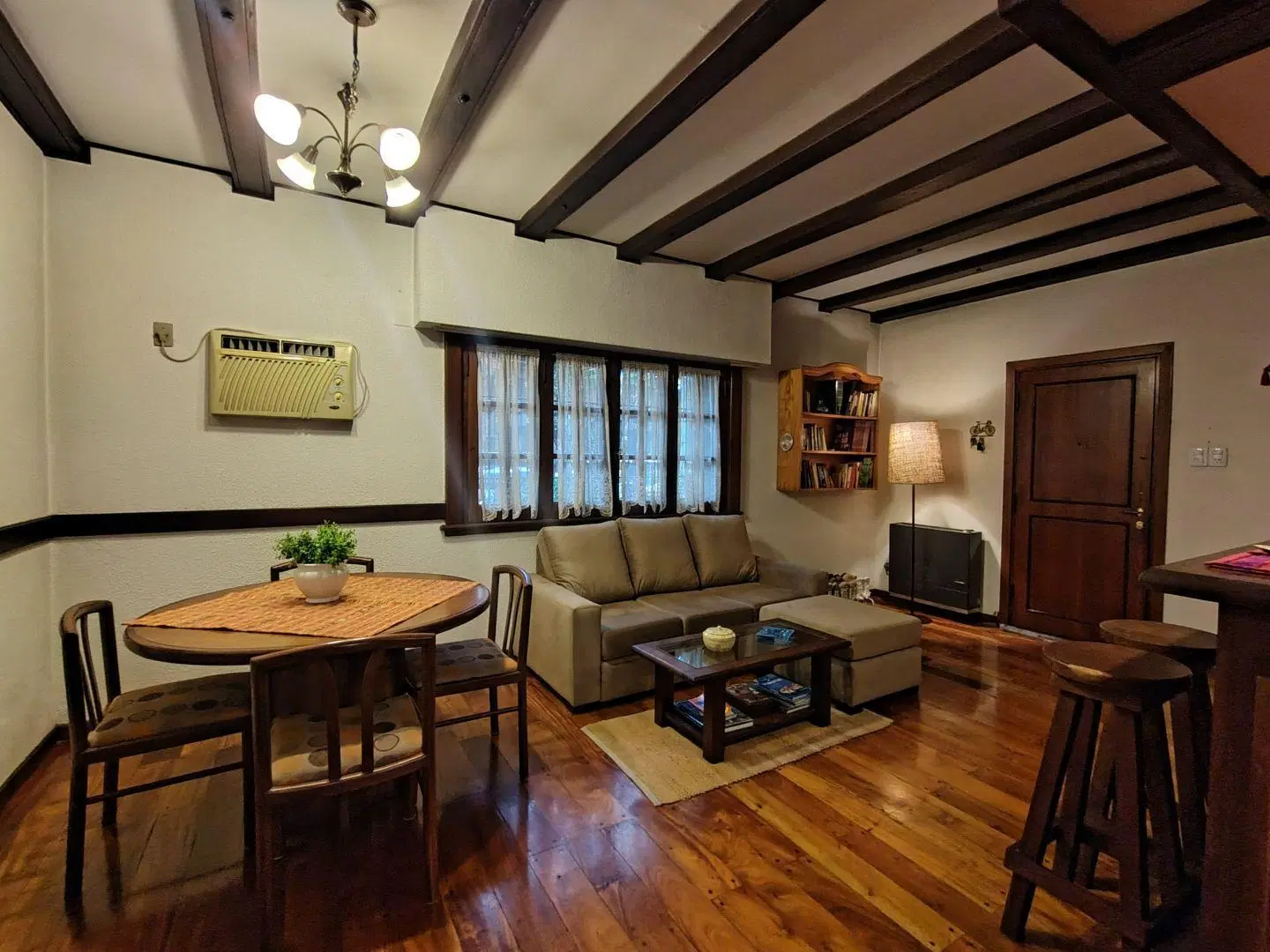 VENTA DE CASA 6 AMBIENTES EN FLORIDA 2