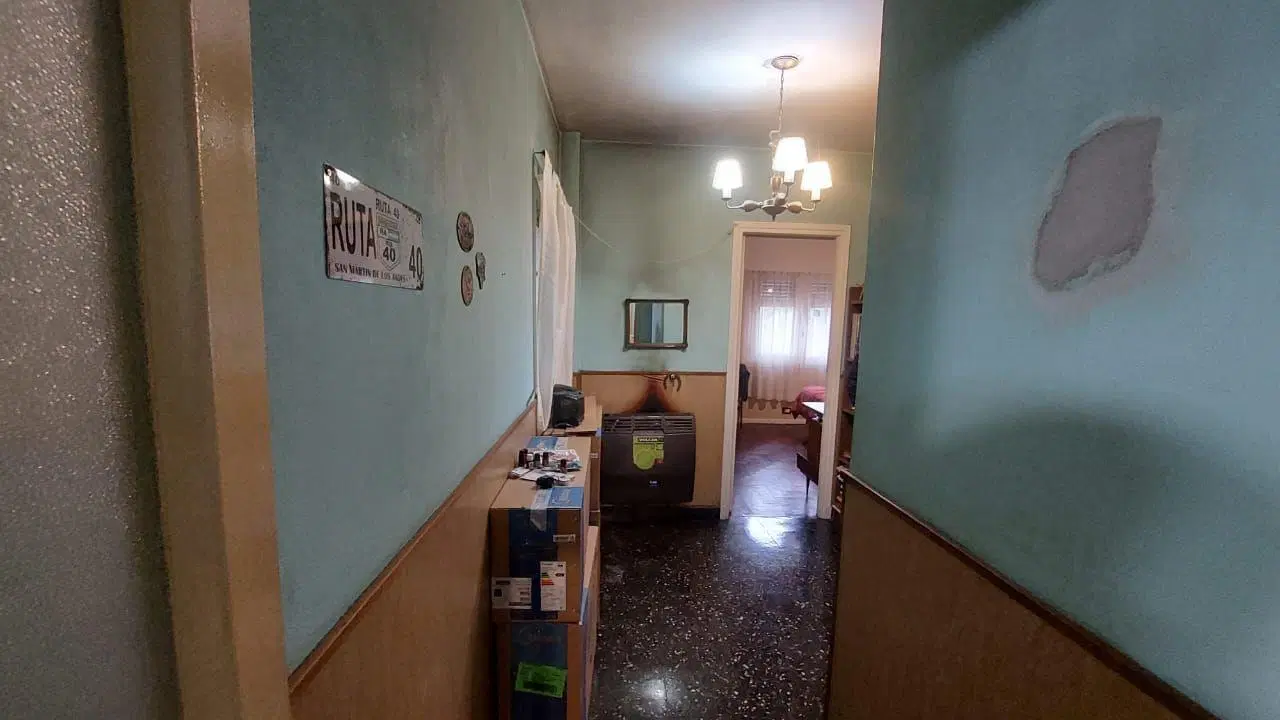 VENTA DE CASA 3 AMBIENTES EN OLIVOS 3