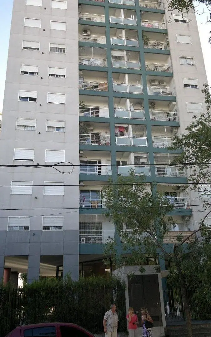 ALQUILER DE DEPTO 3 AMB COHGLAN 2
