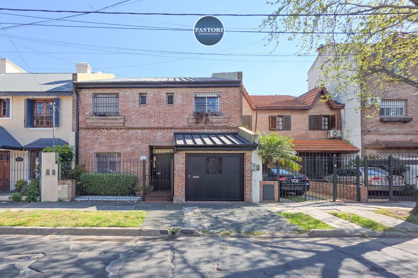 Foto de VENTA DE CASA DE 5 AMB EN FLORIDA, imagen 1