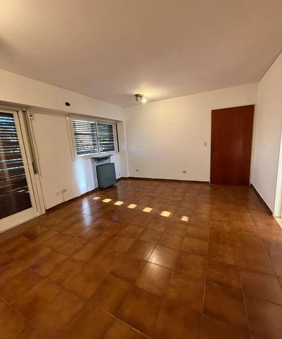 Excelente depto de 3 amb frente - balcon - cochera APTO CREDITO - VENTA DIRECTA 1
