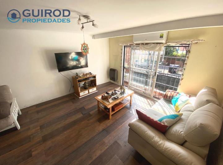 BAJO DE PRECIO - CASA 4 AMBIENTES, PLAYROOM, TERRAZA IMPECABLE ESTADO 5