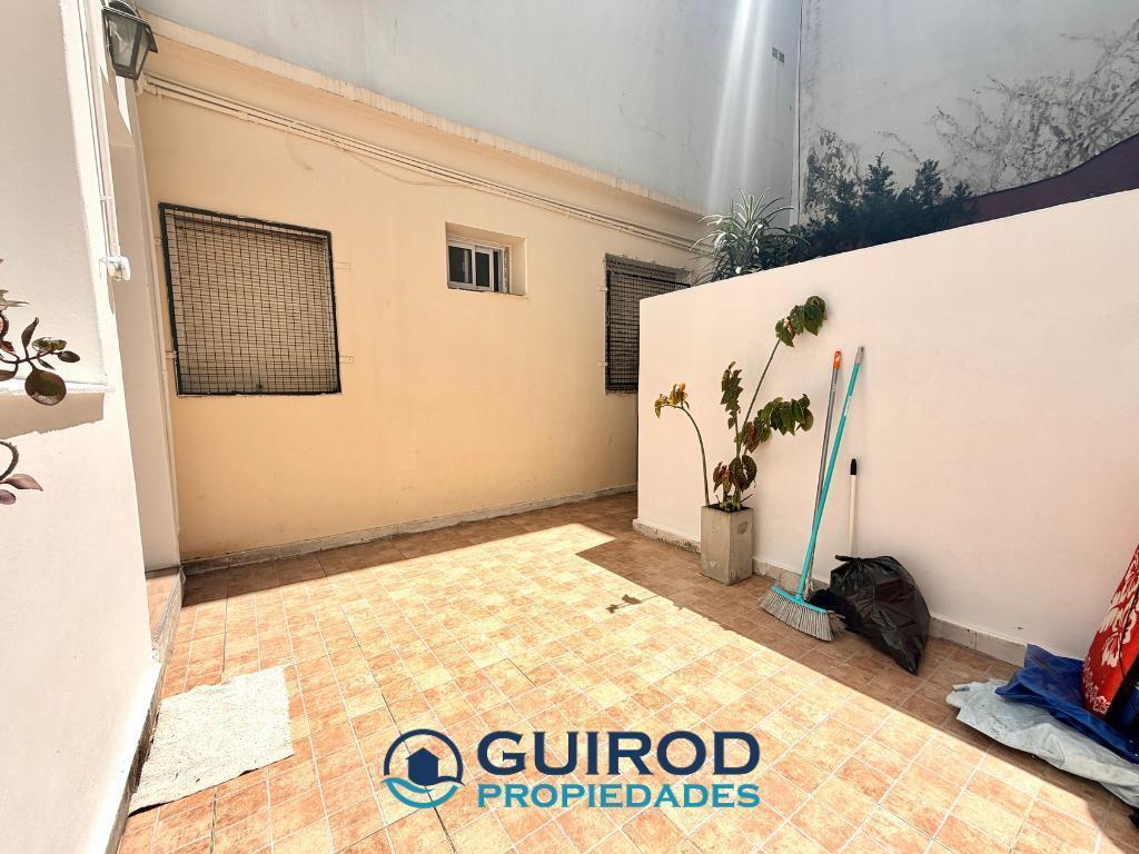 Foto de VENTA PH 4 AMBIENTES A CUADRAS DE LA PLAZA ARENALES, imagen 4