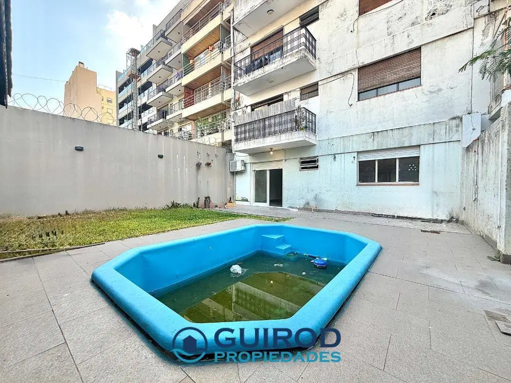 DEPARTAMENTO 3 AMBIENTES CON JARDIN, PILETA Y QUINCHO 3