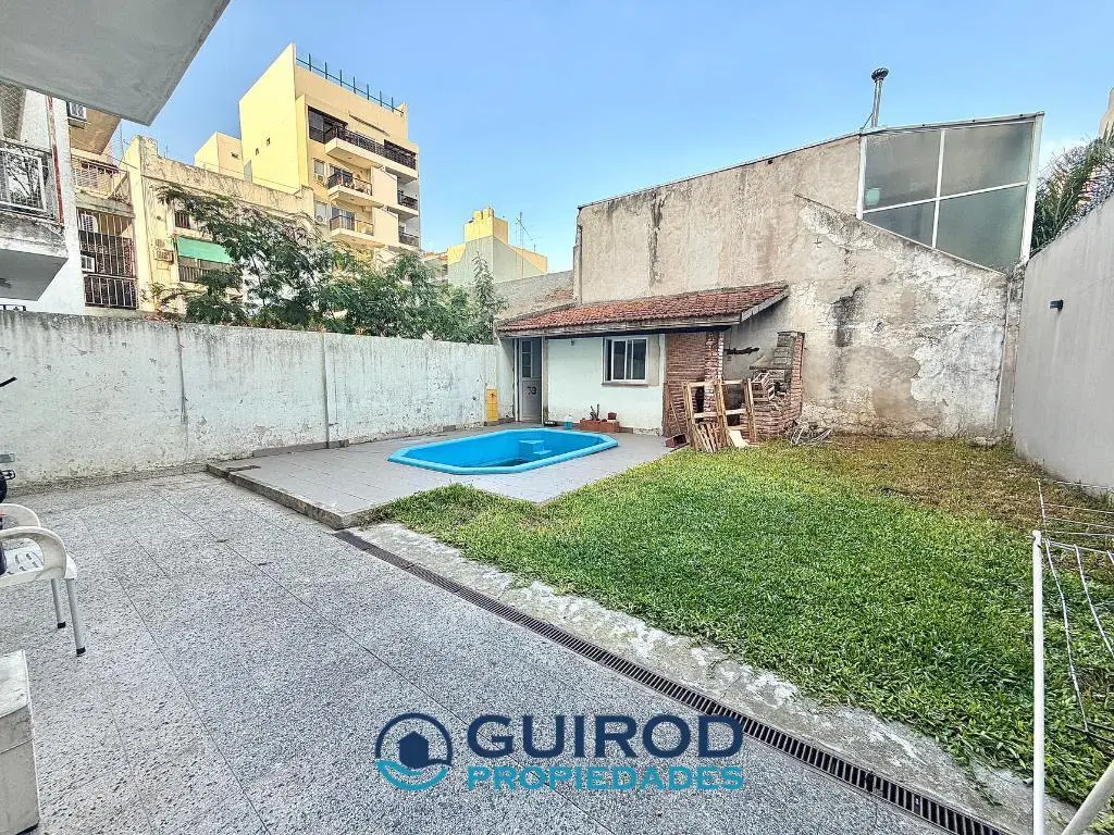 DEPARTAMENTO 3 AMBIENTES CON JARDIN, PILETA Y QUINCHO 5