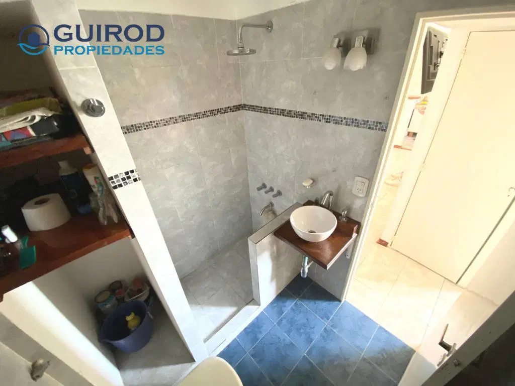 HERMOSO 2 AMBIENTES EN LA PATERNAL BAÑO NUEVO 5