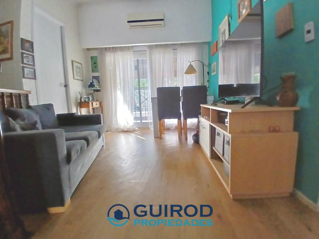 Foto de VENTA PH 3 AMBIENTES REFACCIONADO CON TERRAZA Y QUINCHO, imagen 5